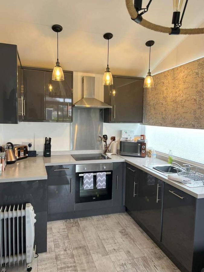 Stunning One Bed Modern & Contemporary Chalet บริดลิงตัน ภายนอก รูปภาพ